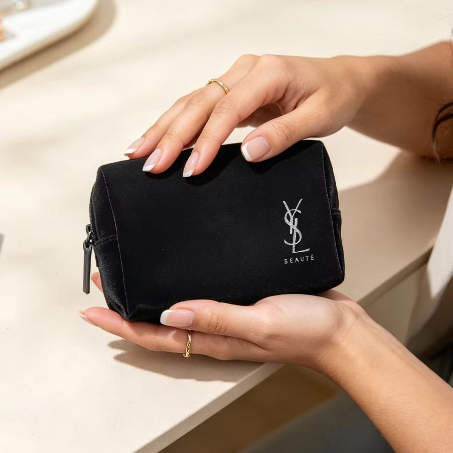 YSL’s Bag Black Printed Cosmet - đánh giá và giá Ysl Beauty Makeup Bag