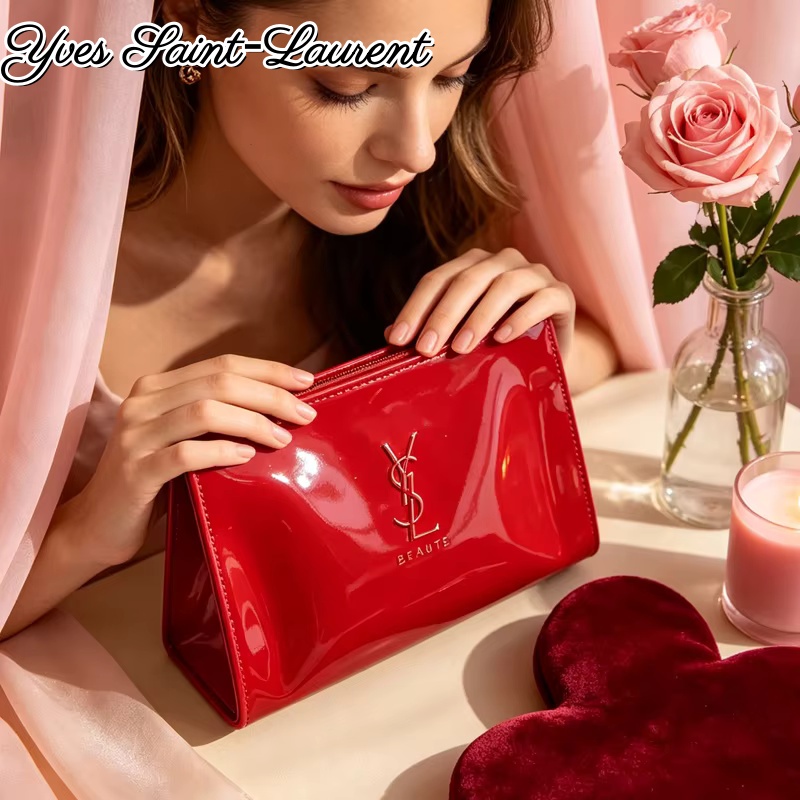 YSL Red Patent Leather Zipper  - đánh giá và giá Ysl Beauty Makeup Bag