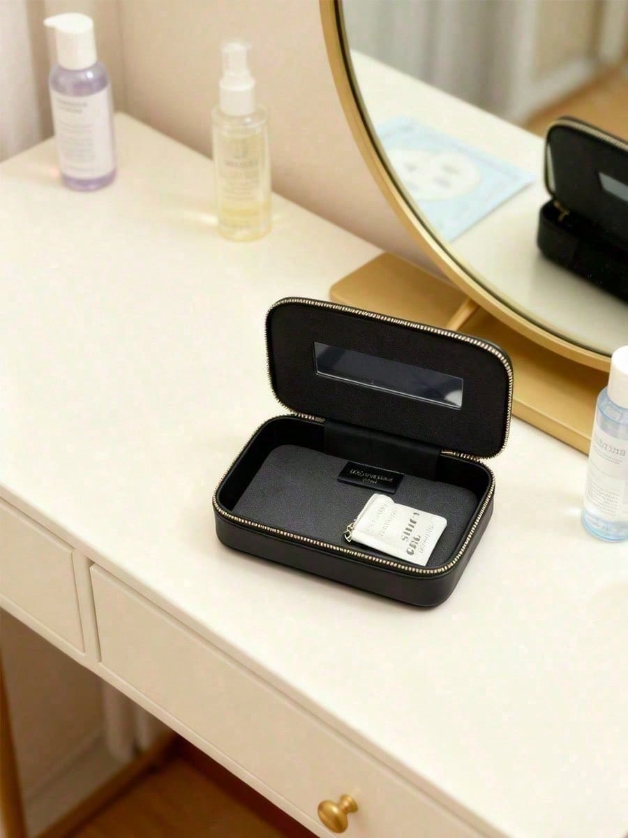 YSL Black Glossy Zipper Cosmet - đánh giá và giá Ysl Beauty Makeup Bag